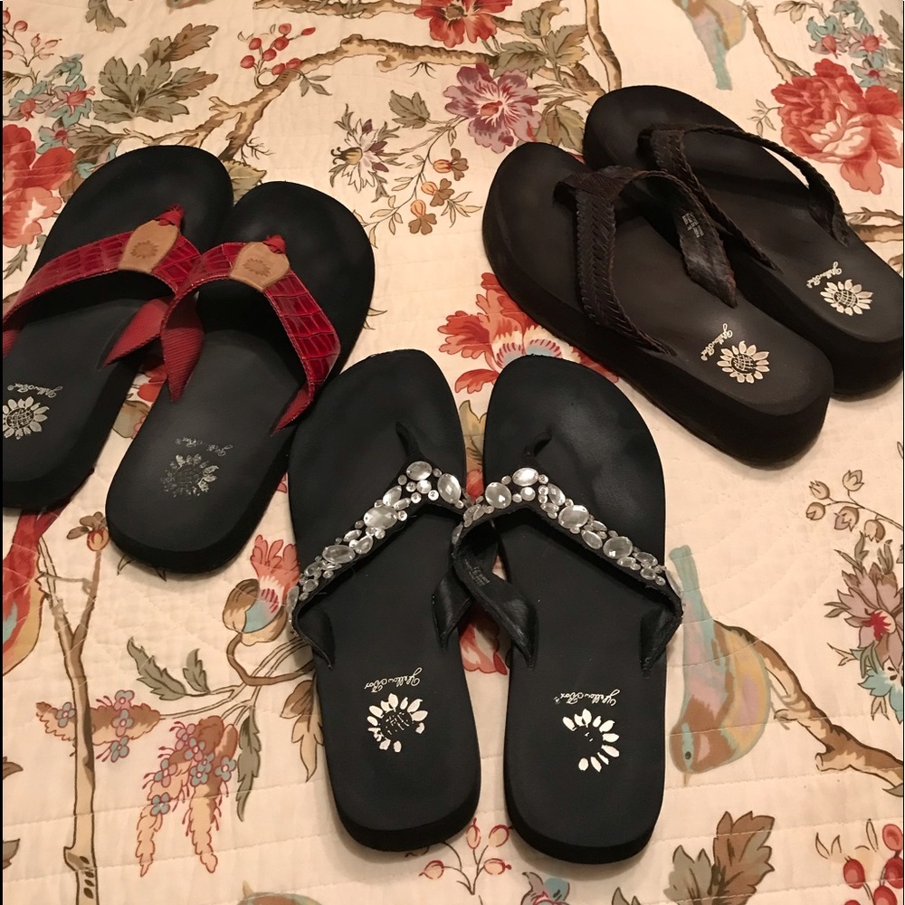 Lot of 3 pair Yellow Box Flip Flops